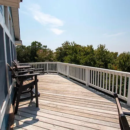 Villa Ms18, Eventide- Soundfront, Private Pool, Pier, Pool Table